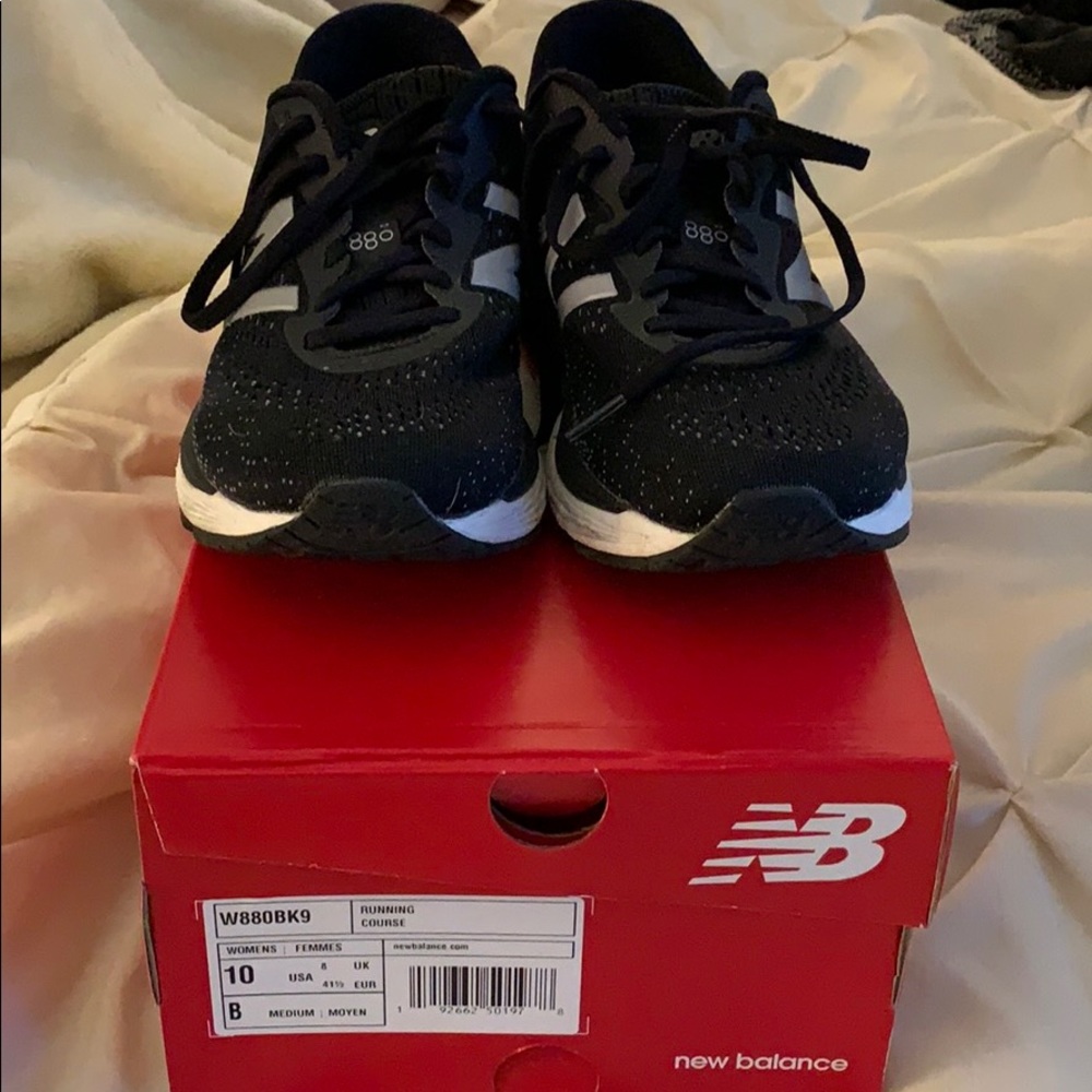 New Balance 880 Sneakers